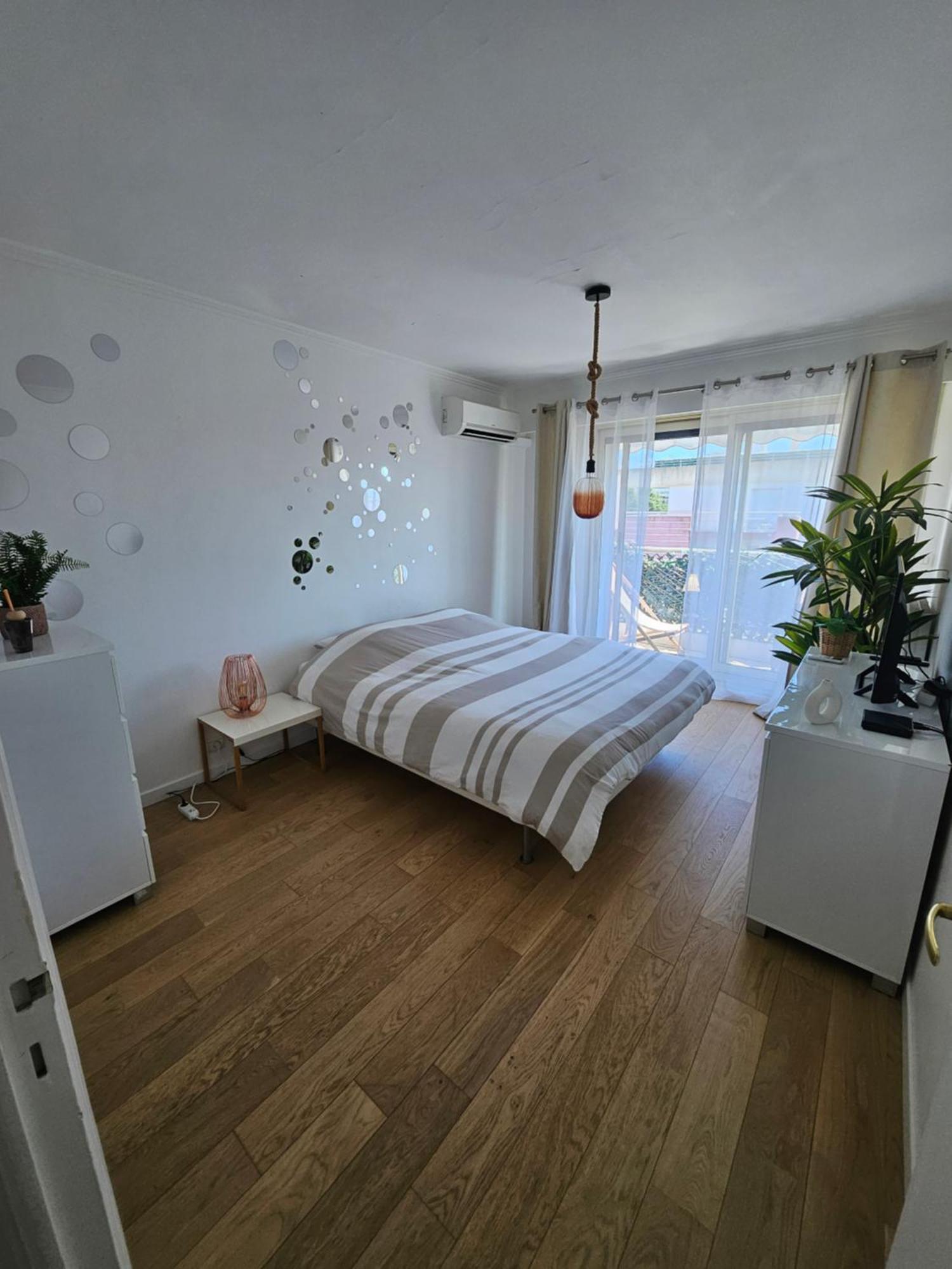 Le Duplex Apartamento Antibes Exterior foto